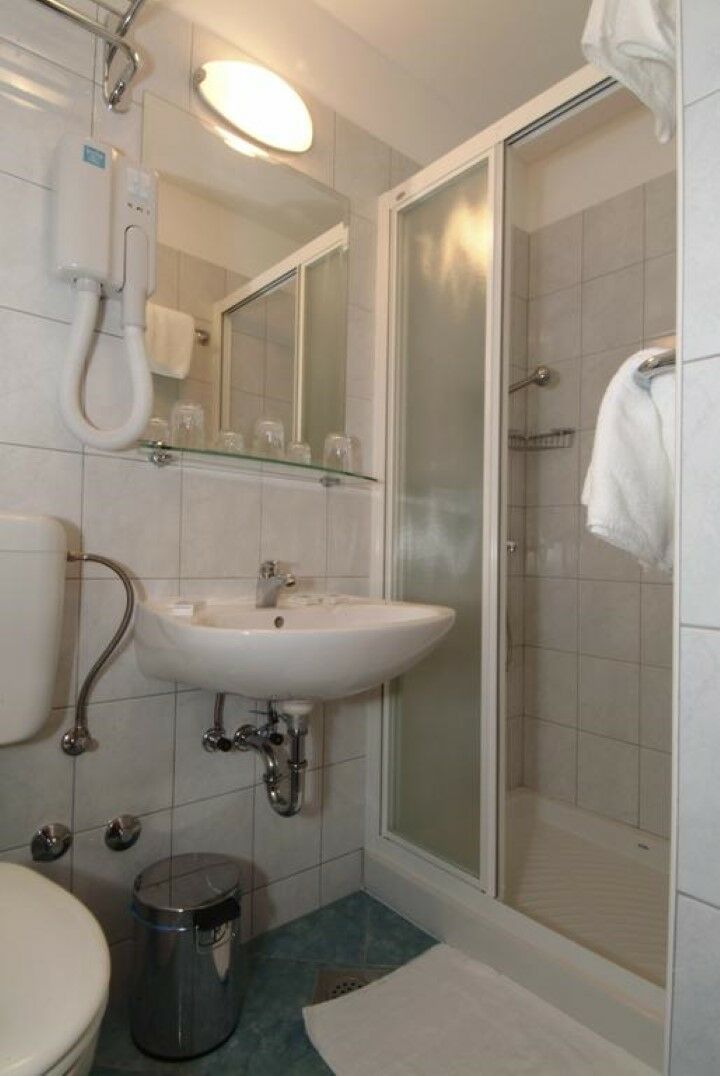 Tourist Settlement Brzet Hotel Omiš Eksteriør billede